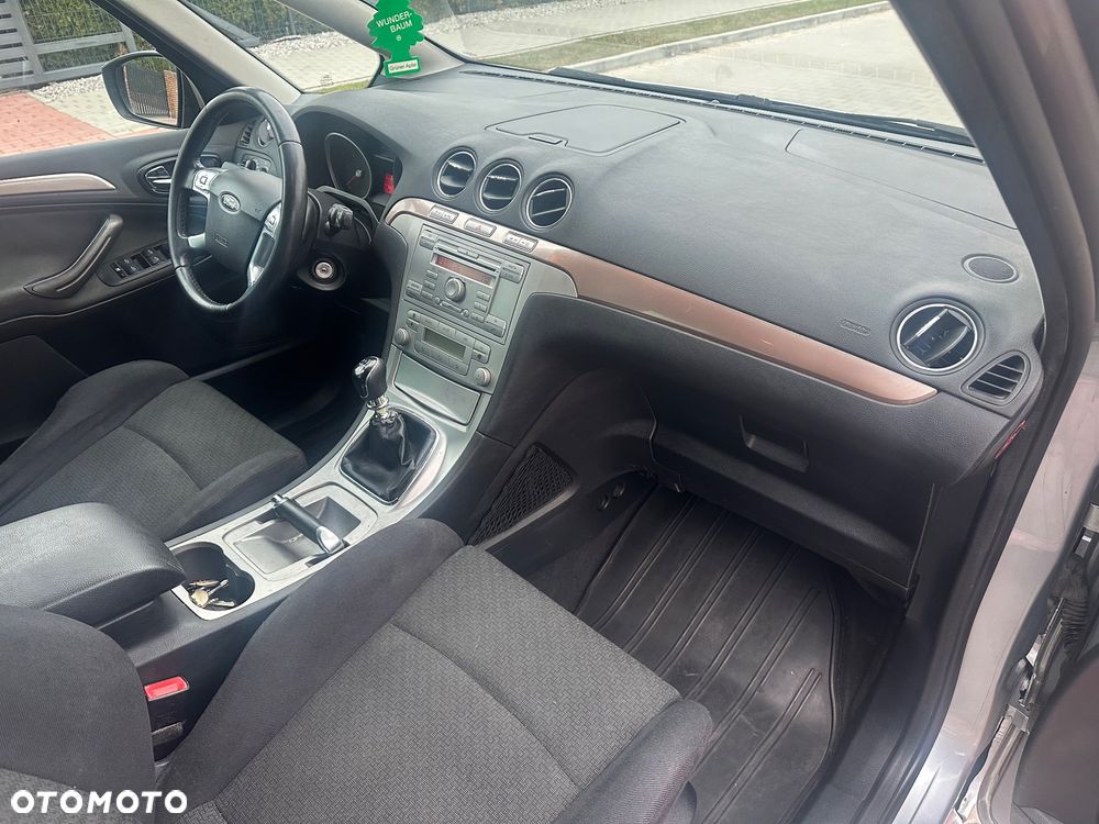 Ford S-Max 2.0 TDCi Trend - 32