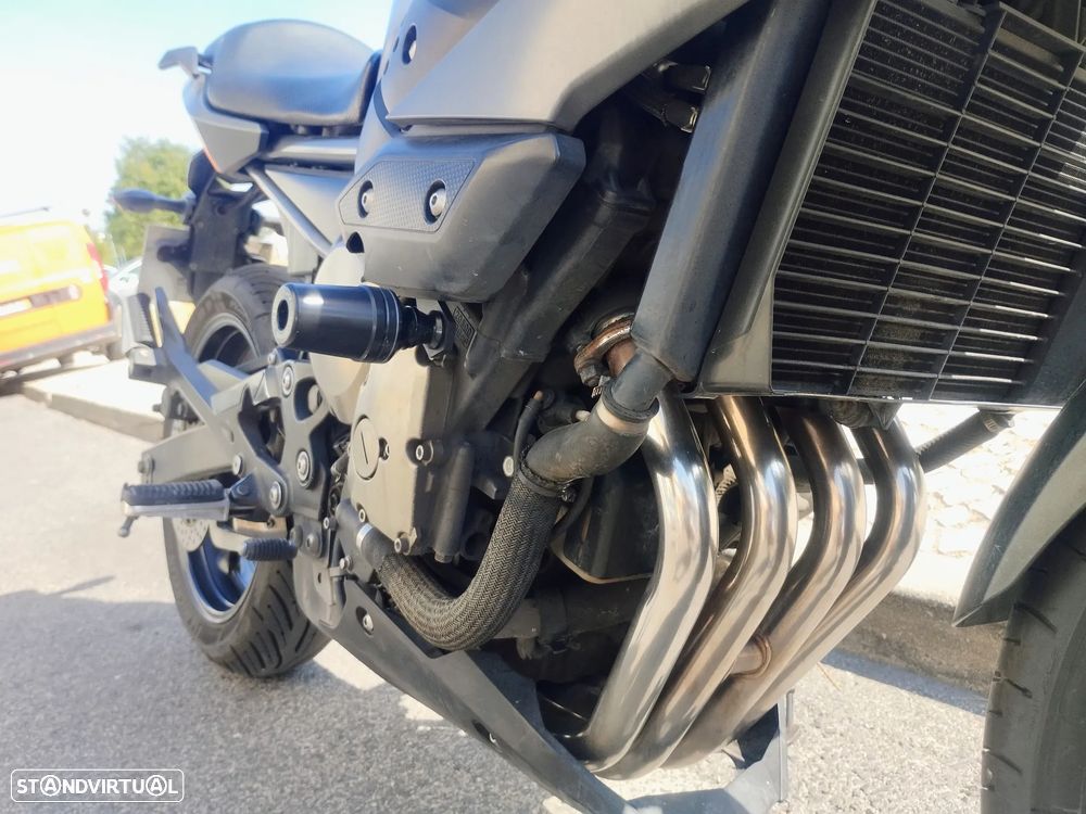 Yamaha XJ - 6