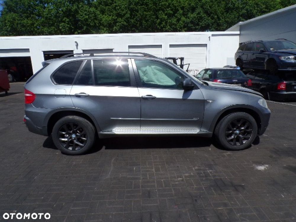 Części - BMW X5 E70 3.0 D 235 KM xDRIVE 08R - 3