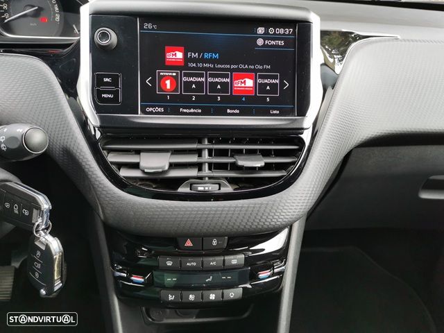 Peugeot 2008 1.2 PureTech Active - 24