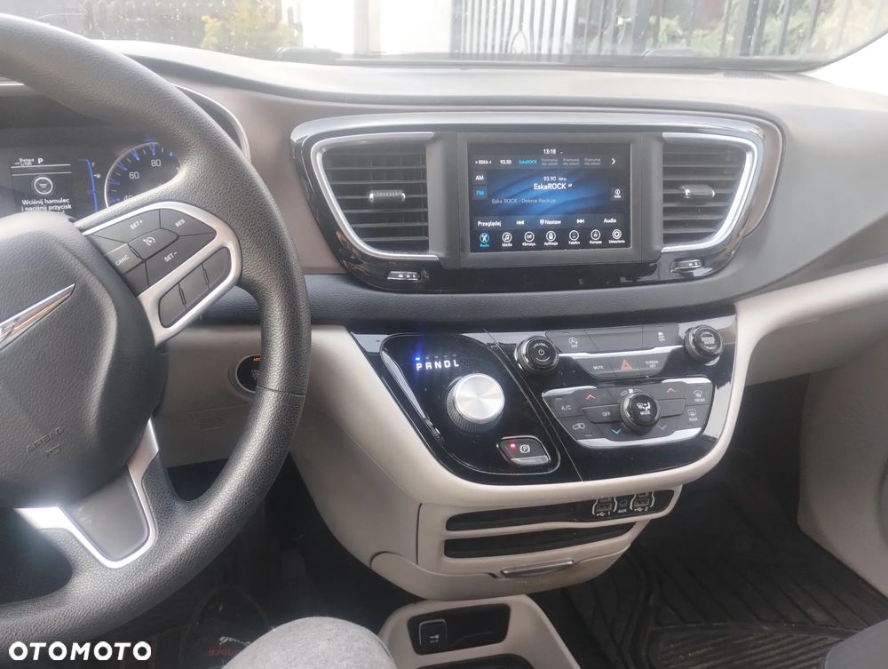 Chrysler Voyager - 18