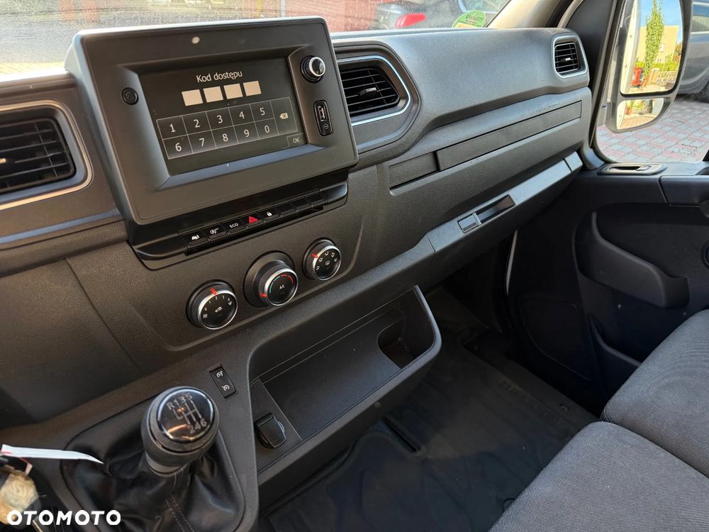 Renault Master - 22