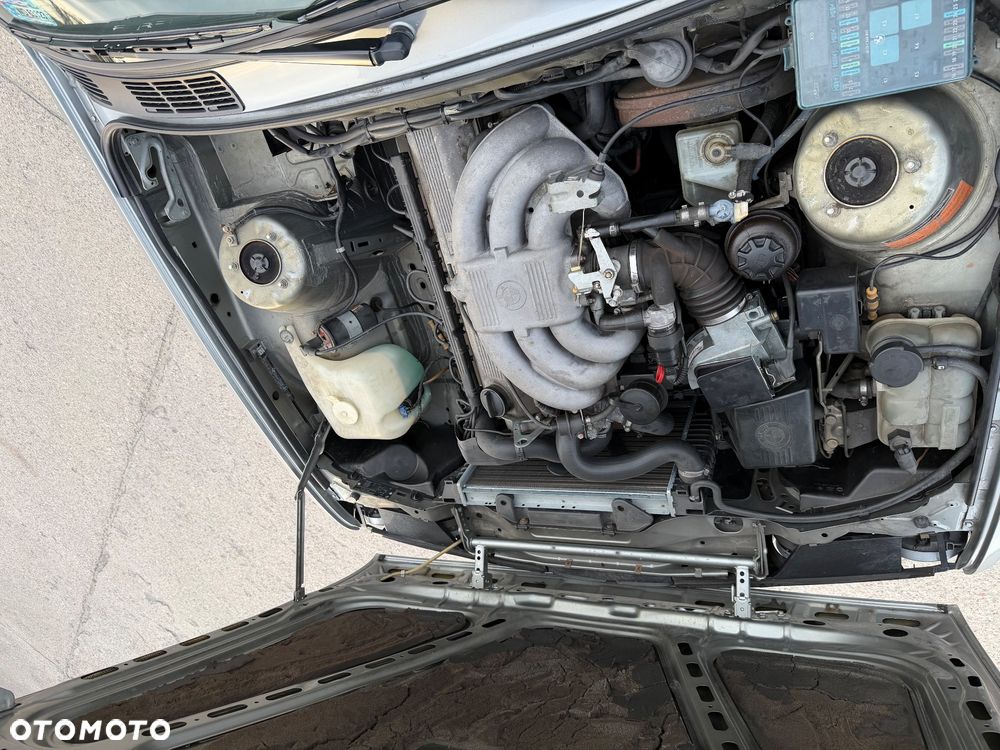 BMW Seria 3 325i - 21
