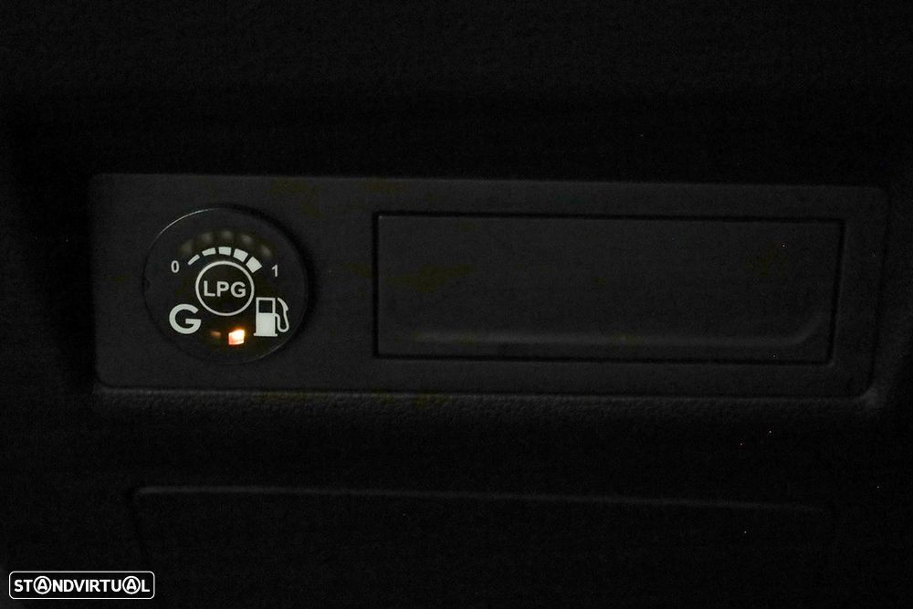 Renault Captur 1.0 TCe Techno Bi-Fuel - 21