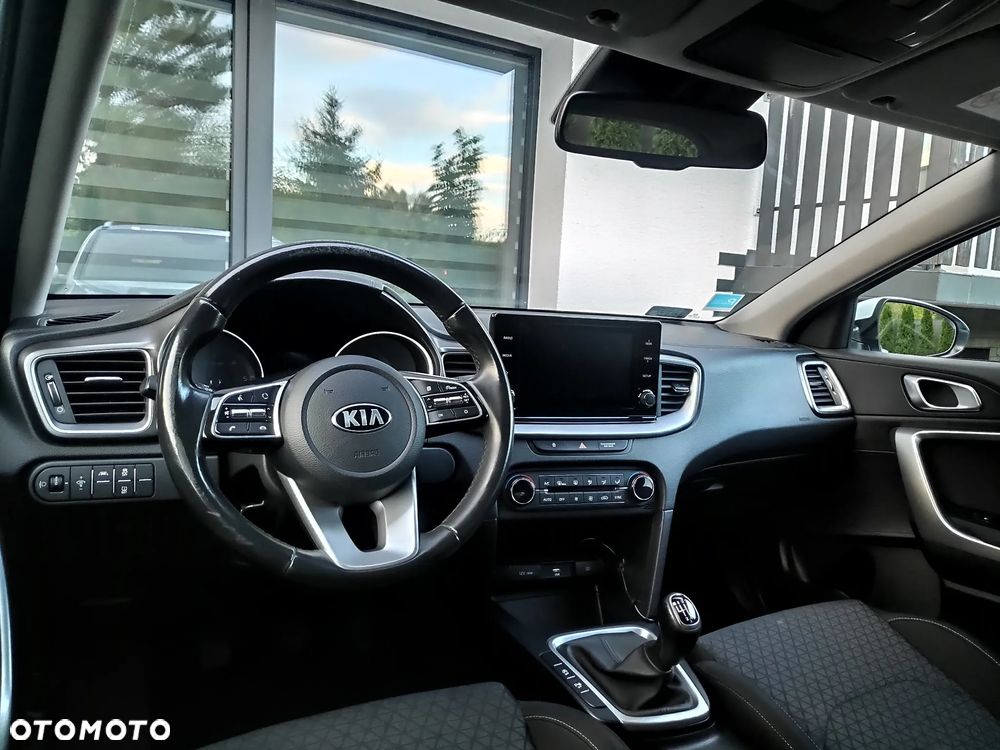 Kia XCeed 1.6 CRDi SCR M - 15