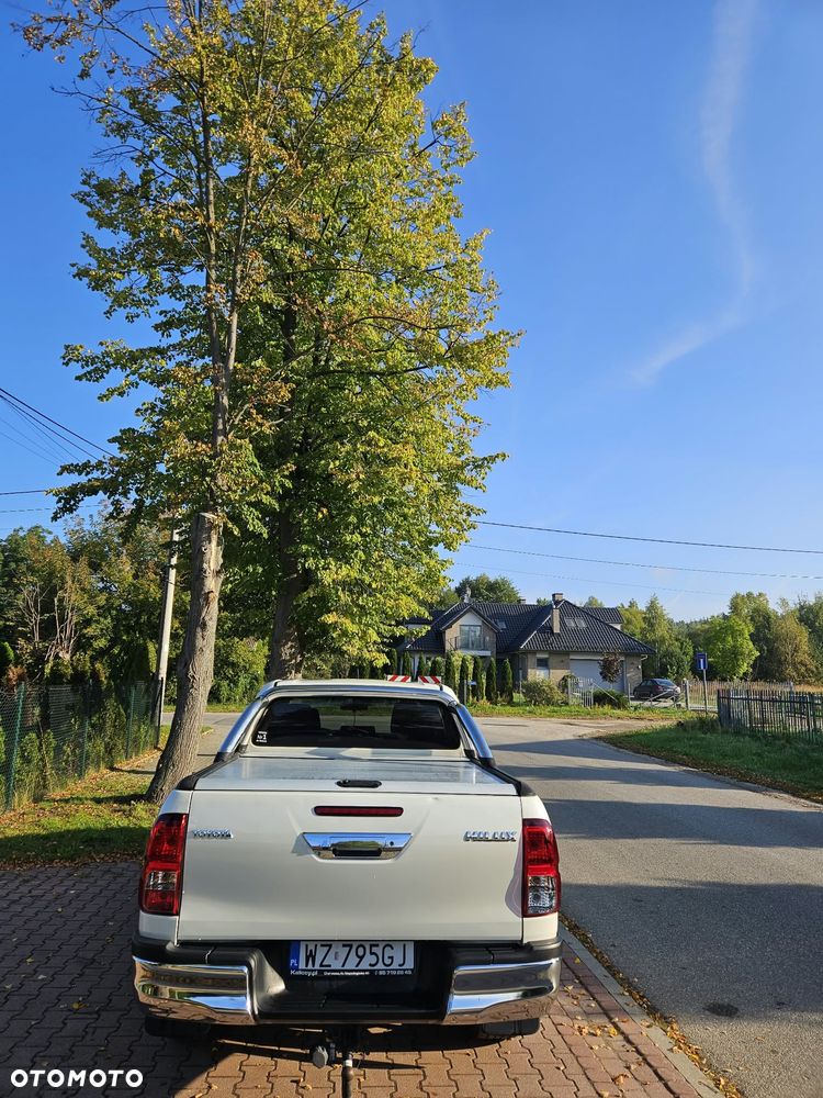Toyota Hilux - 3