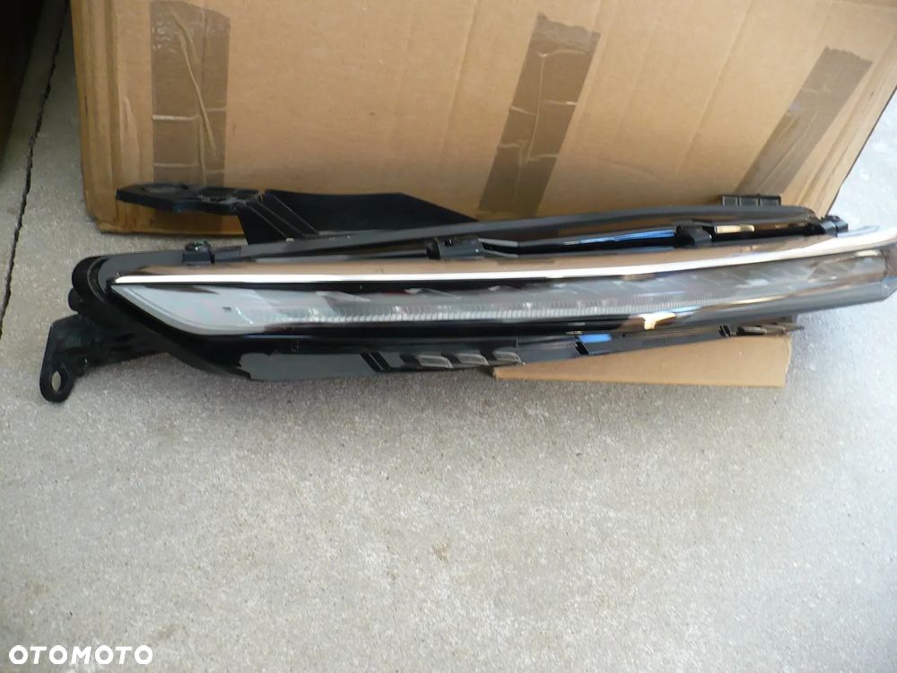 C5X C5 X 21-24 swiatlo do jazdy dziennej 9833775580 prawy hella eu. - 10