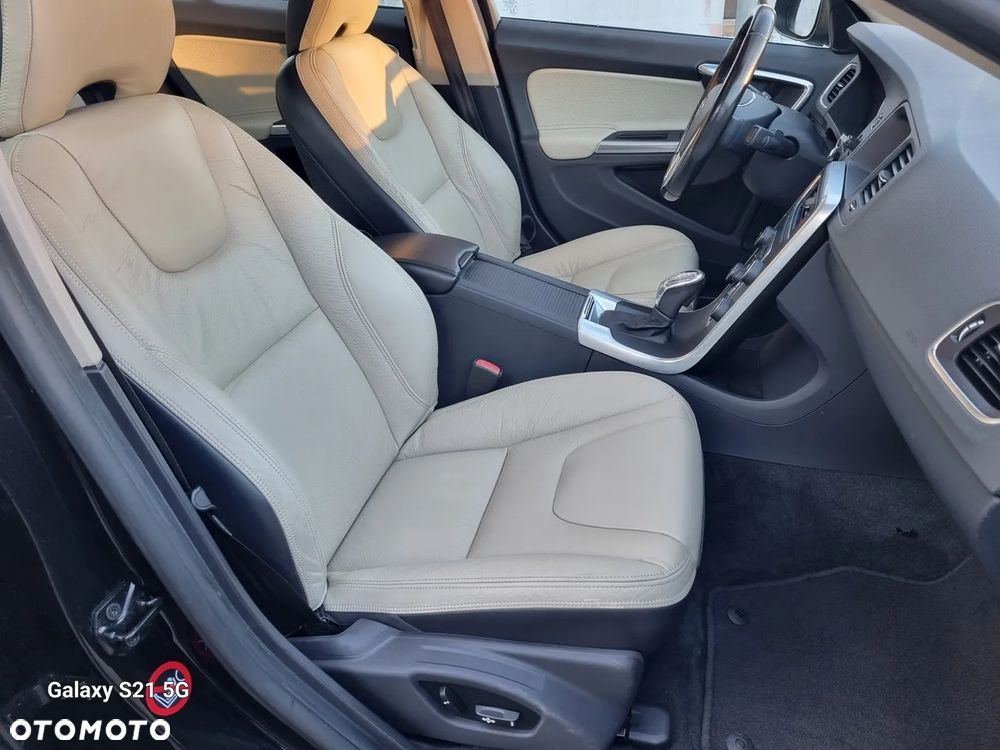 Volvo S60 D2 Powershift Summum - 15