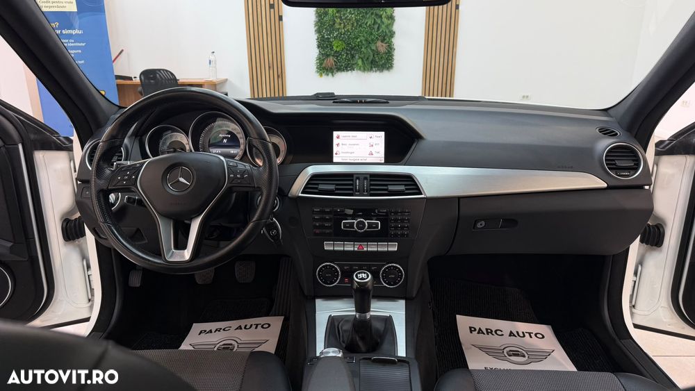 Mercedes-Benz C 220 CDI - 23
