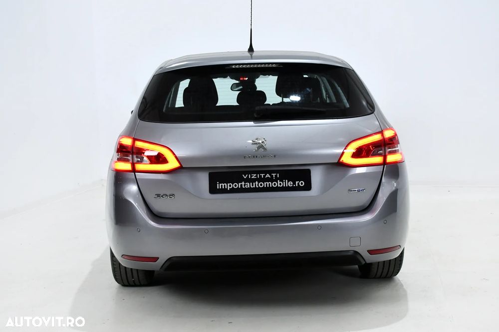 Peugeot 308 - 10