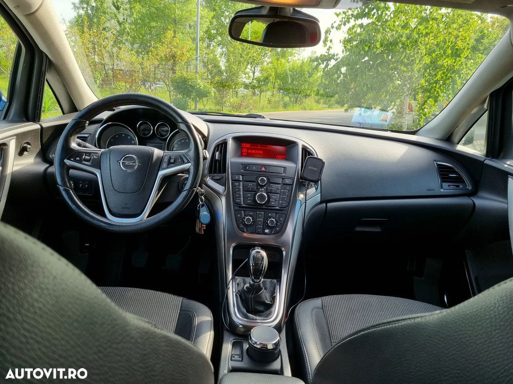 Opel Astra 1.4 Turbo - 14