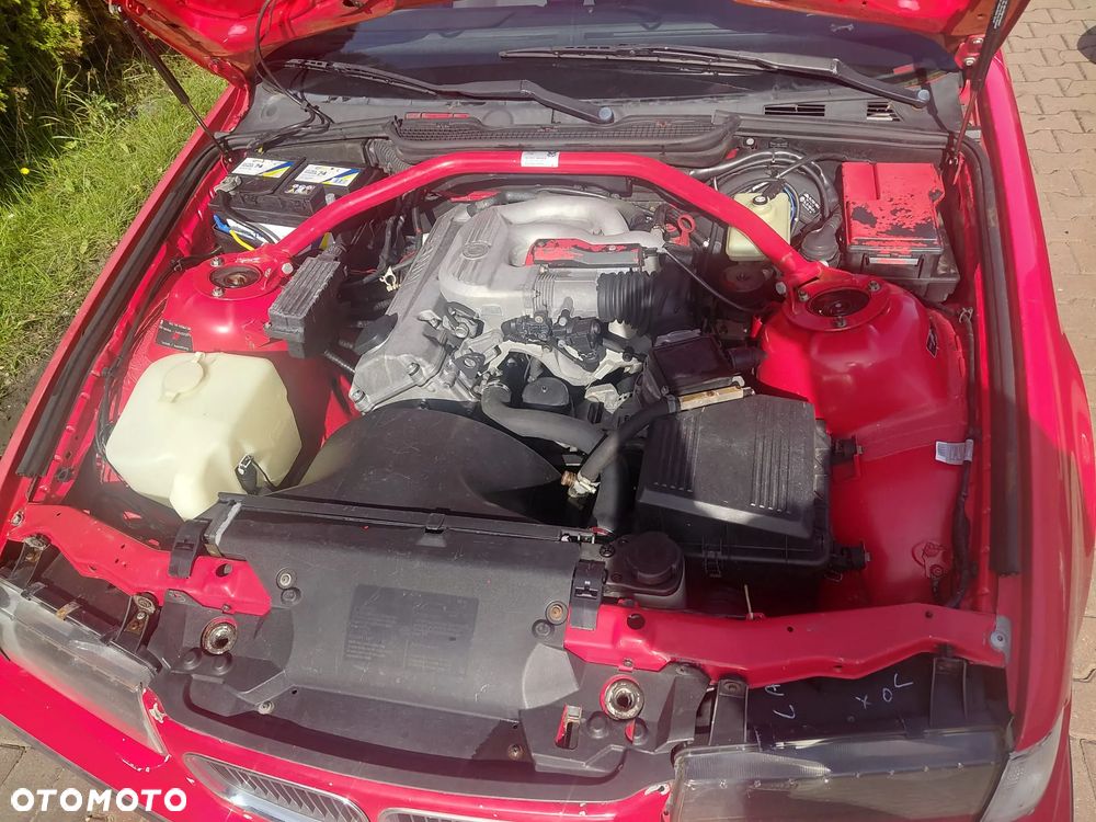 BMW 3 Series 1997 photo 2