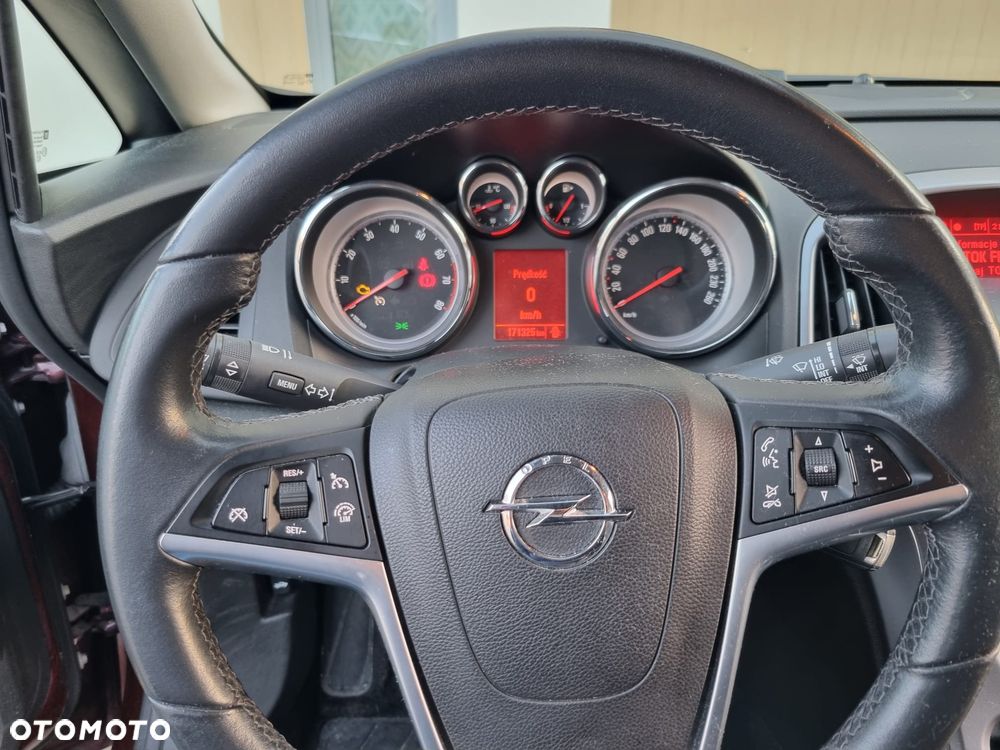 Opel Astra 1.4 T EU6 - 8