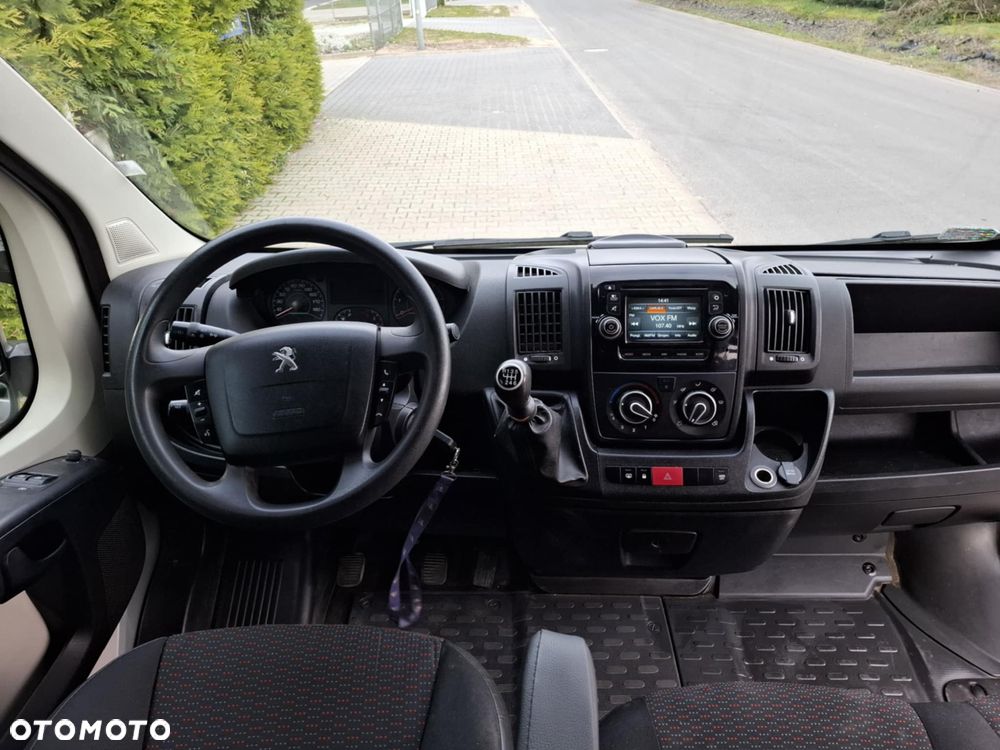 Peugeot BOXER 2.2 150 KM L3 H2 BRYGADÓWKA 7 OSÓB LEDY KLIMA TEMPOMAT HAK - 14