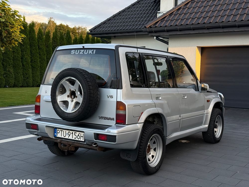 Suzuki Vitara 2.0 V6 Long - 8