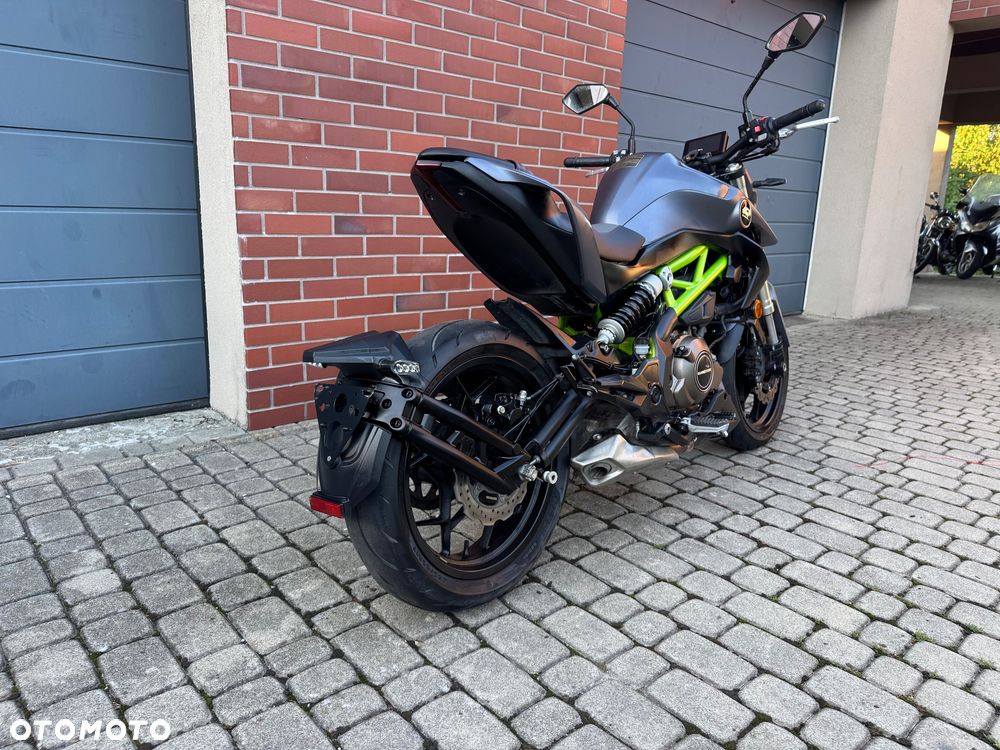 QJMOTOR Inny - 8
