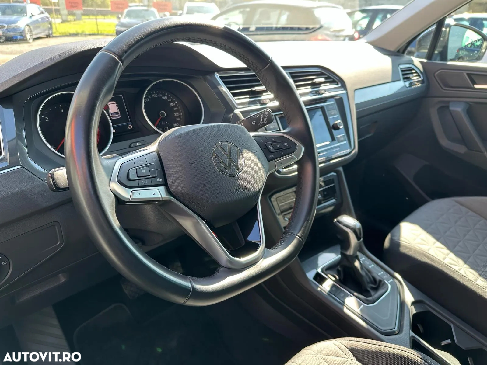 Volkswagen Tiguan 2.0 TDI SCR DSG Life - 6
