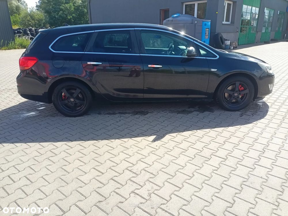 Opel Astra 2.0 CDTI Enjoy - 12