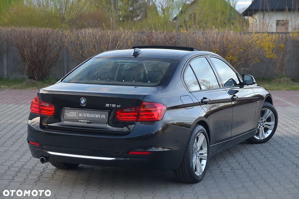 BMW Seria 3 318d - 14