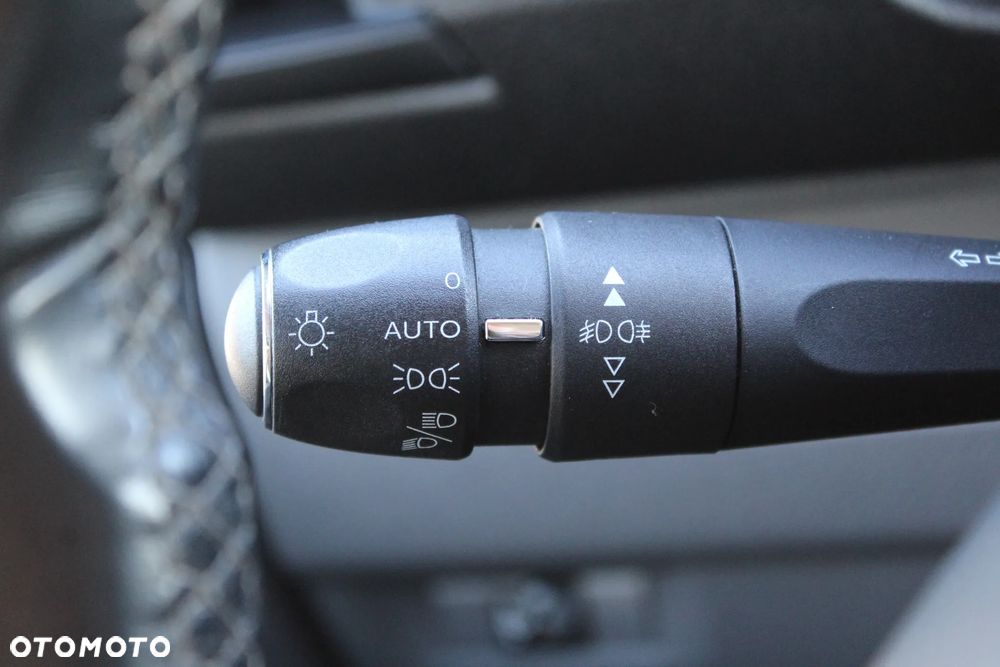 Opel Vivaro - 24