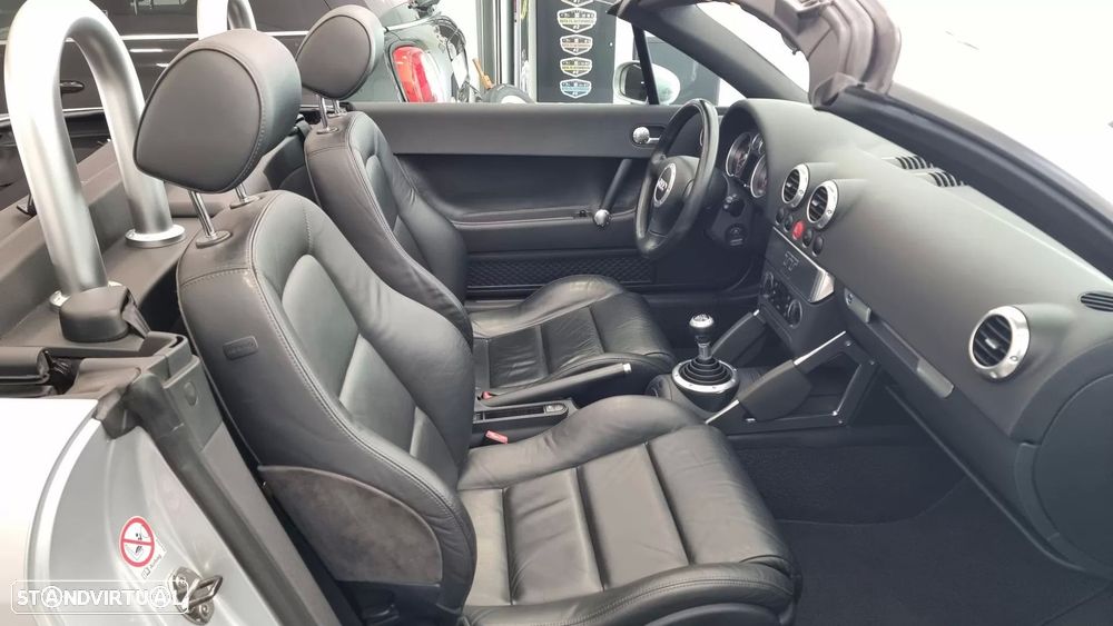 Audi TT Roadster 1.8 T - 20