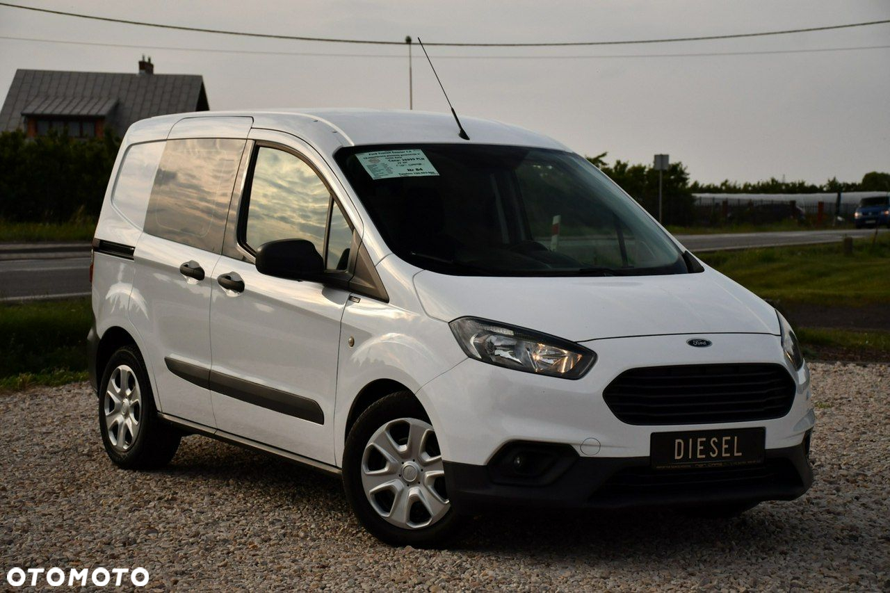 Ford Transit Courier - 2