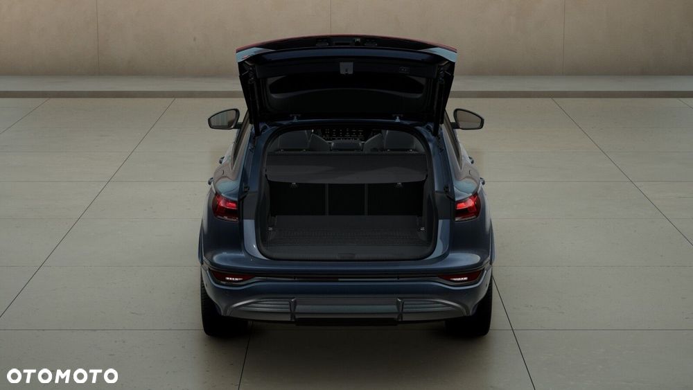 Audi Q6 e-tron - 8