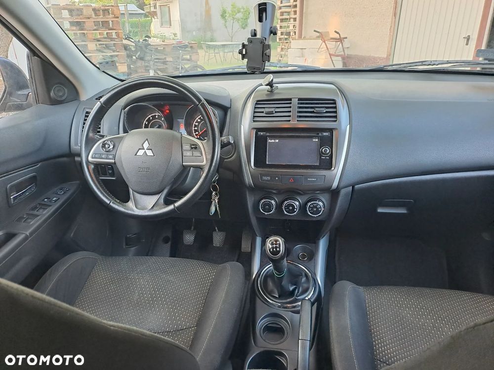 Mitsubishi ASX 1.6 Active - 12