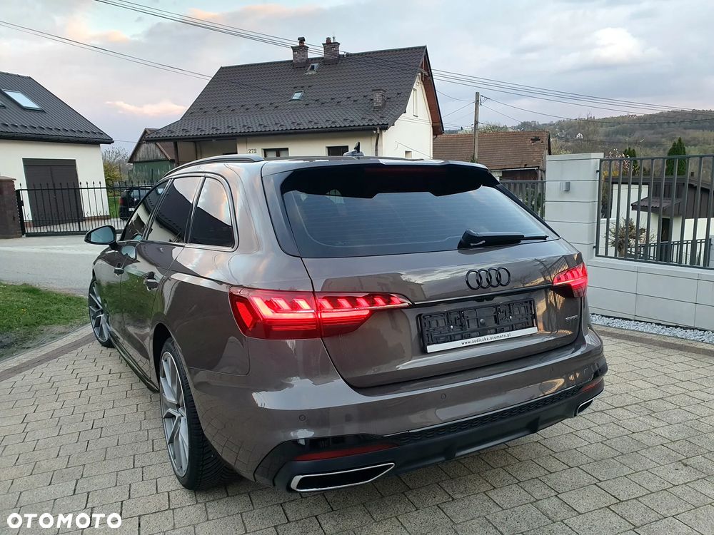 Audi A4 Avant 40 TDI quattro S tronic S line - 1