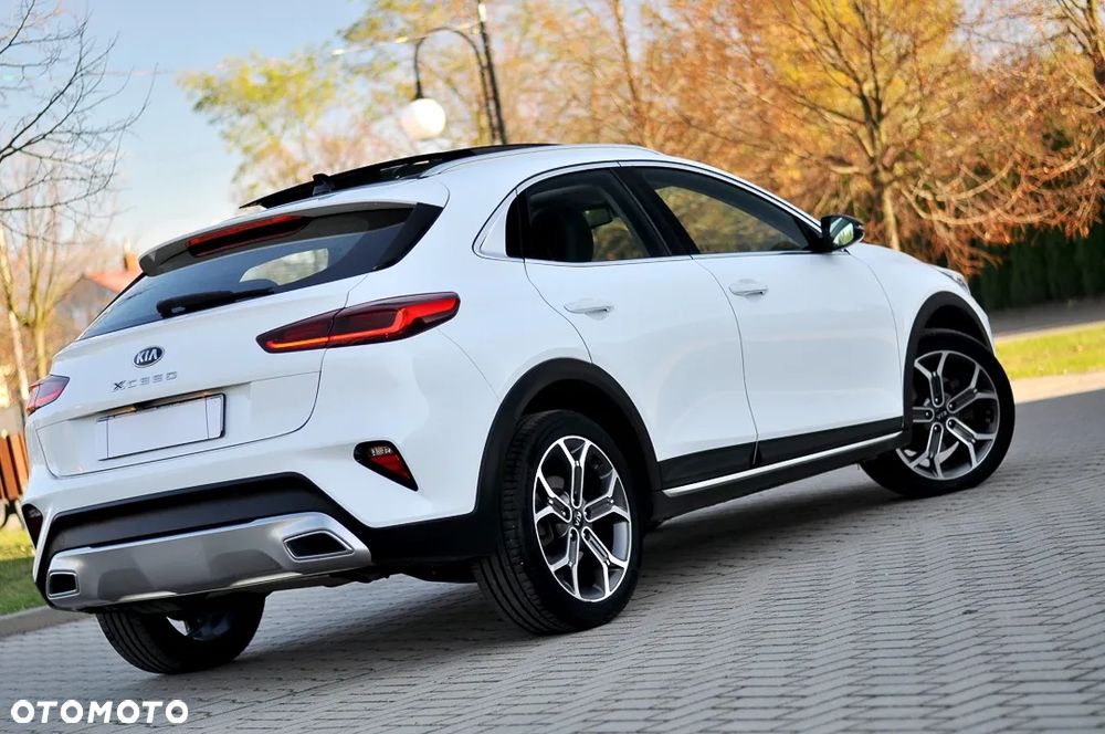 Kia XCeed 1.6 CRDi (48V Mild-Hybrid) DCT7 PLATINUM - 4