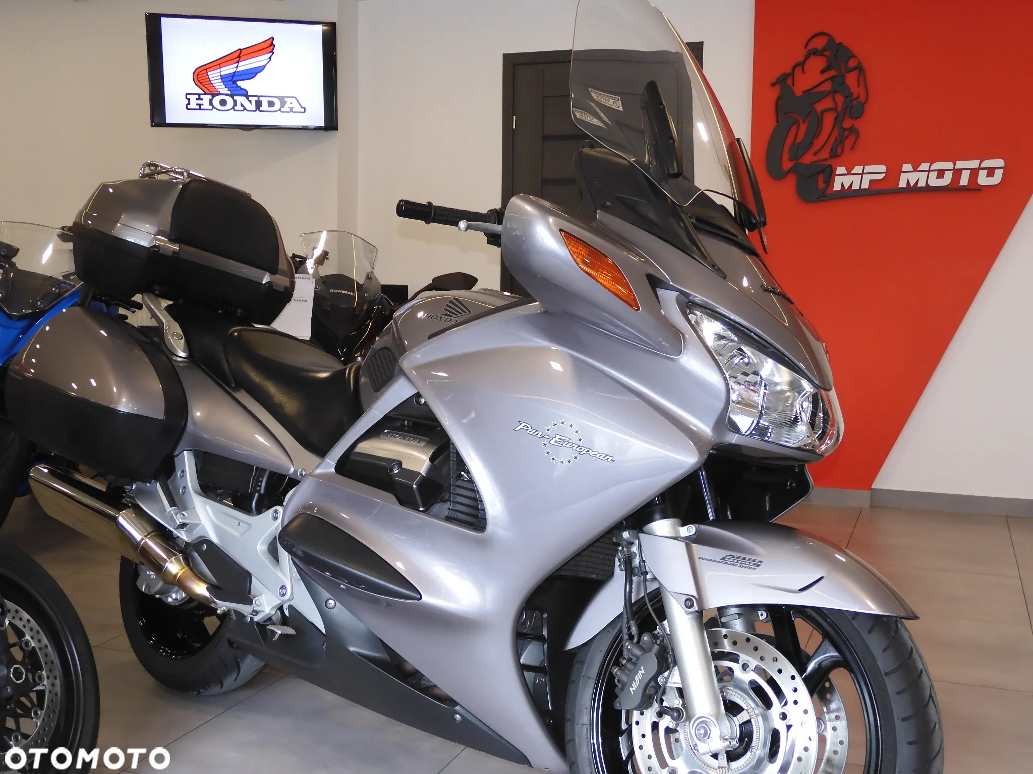 Honda ST - 2