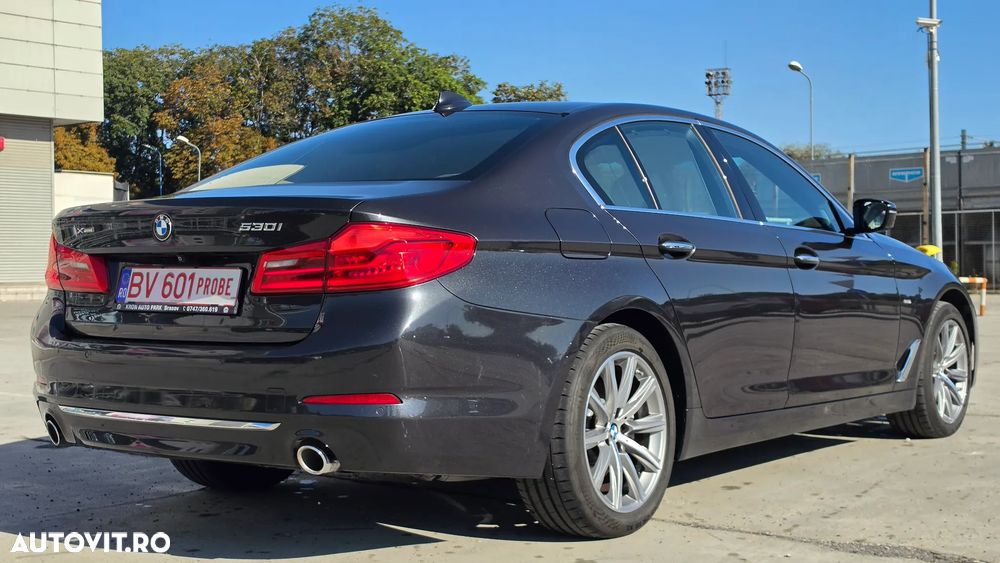 BMW Seria 5 530i xDrive Aut. Luxury Line - 25