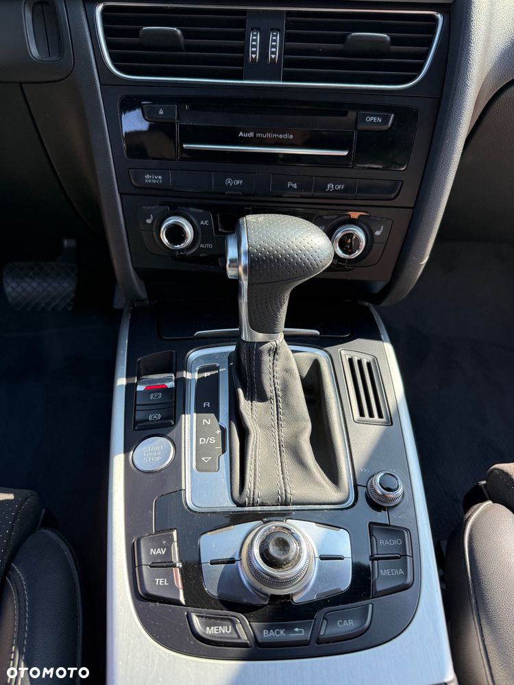 Audi A4 Avant 2.0 TDI DPF quattro S tronic S line Sportpaket - 15