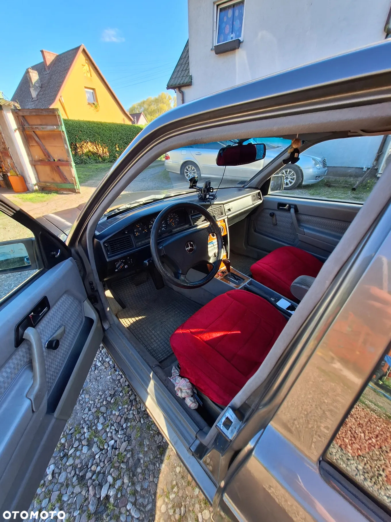 Mercedes-Benz W201 (190) - 5