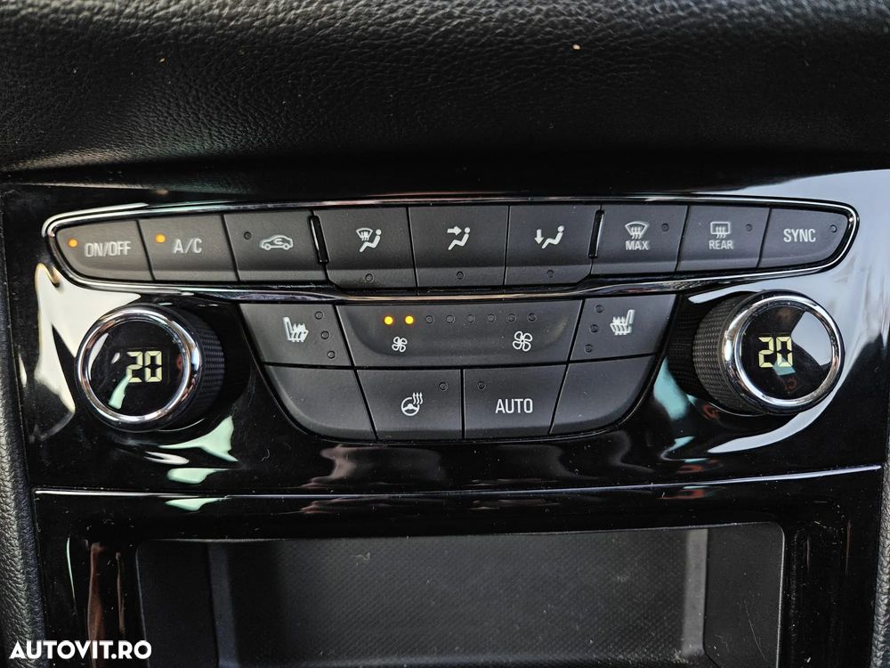 Opel Astra 1.6 CDTI ECOTEC Start/Stop Dynamic - 9