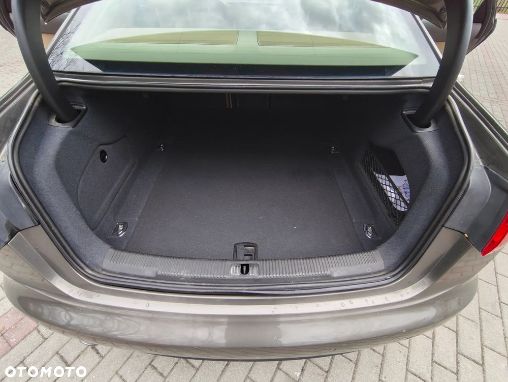 Audi A6 Limousine 2.0 TDI - 10