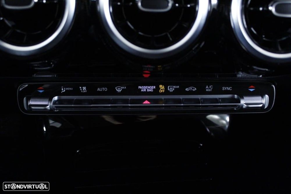 Mercedes-Benz A 200 d - 31