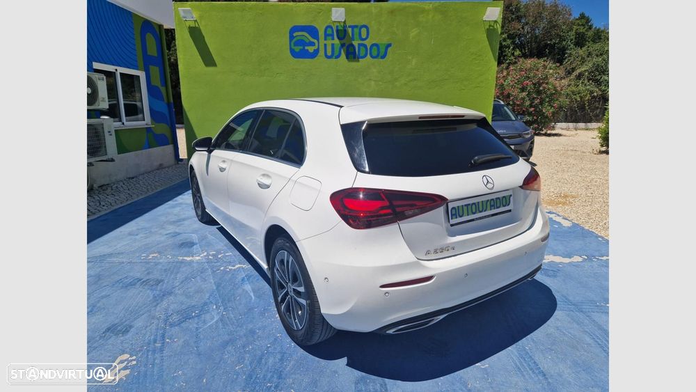 Mercedes-Benz A 250 e - 5