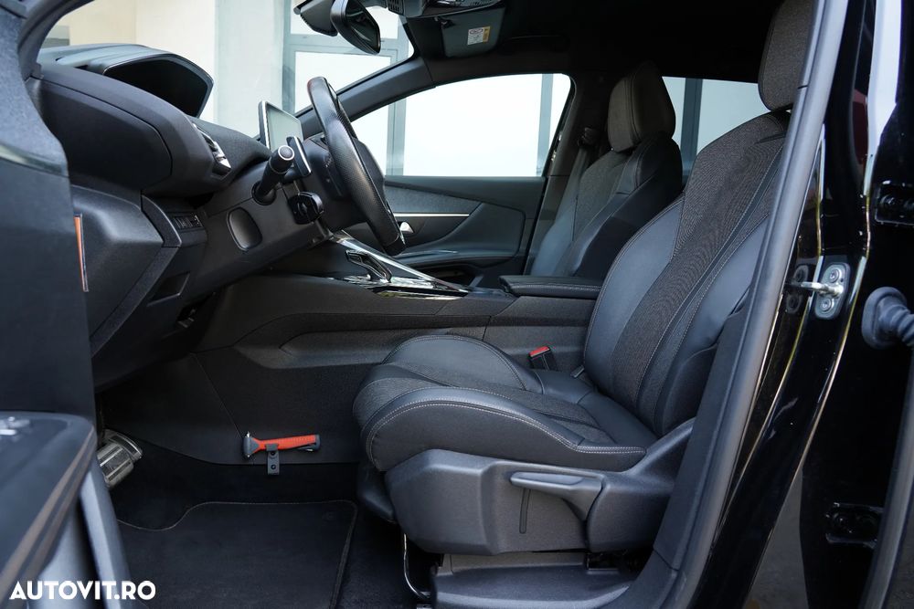 Peugeot 3008 PureTech 130 Stop & Start EAT6 Allure - 9