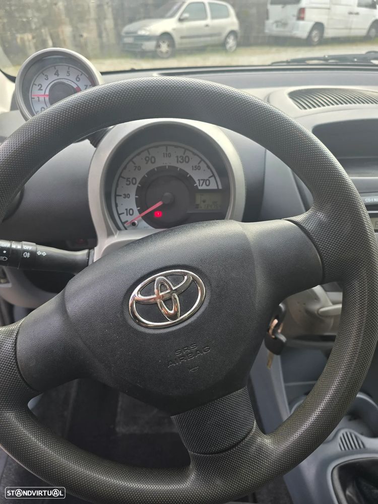 Toyota Aygo Blue - 7
