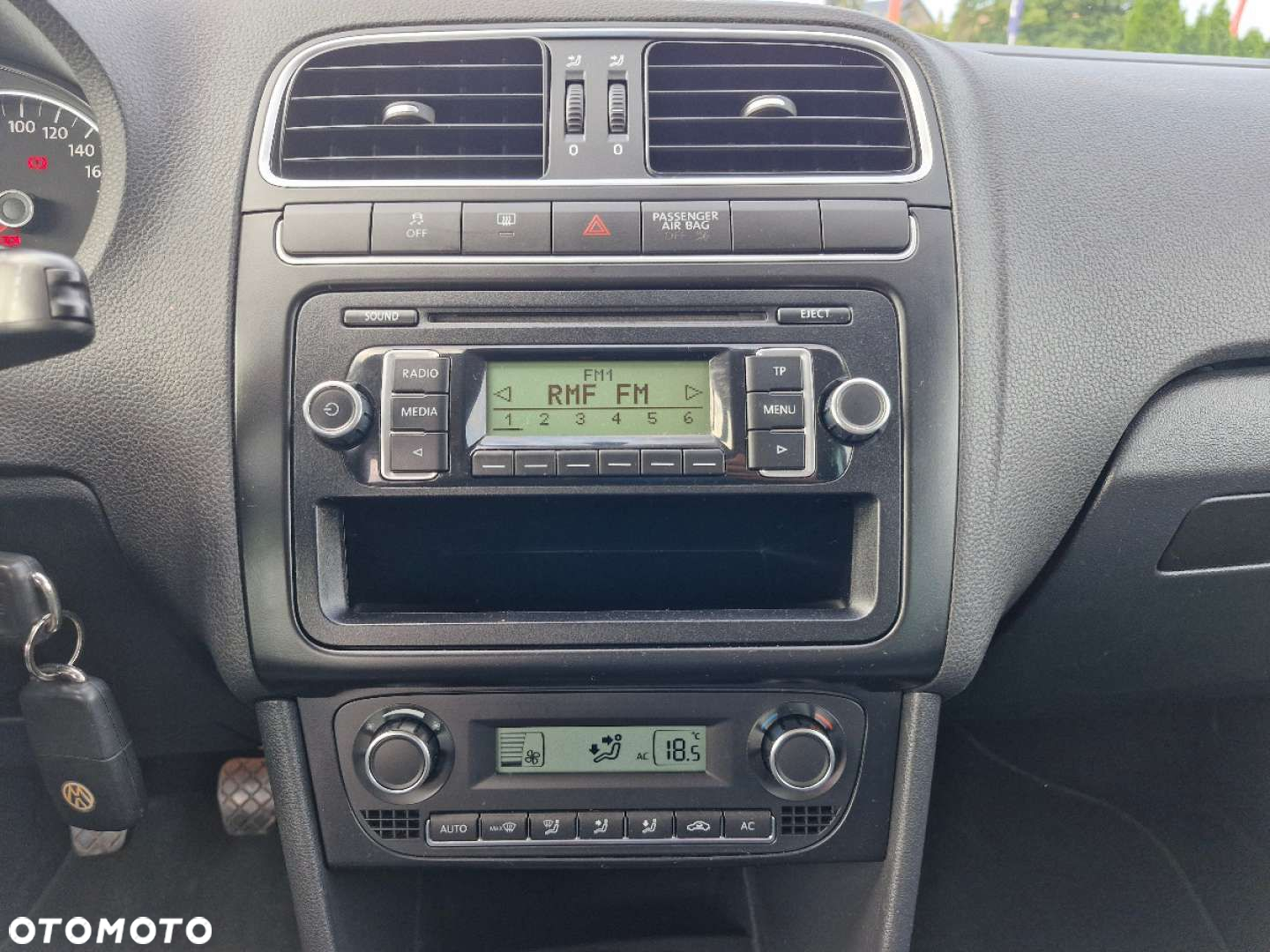 Volkswagen Polo - 26