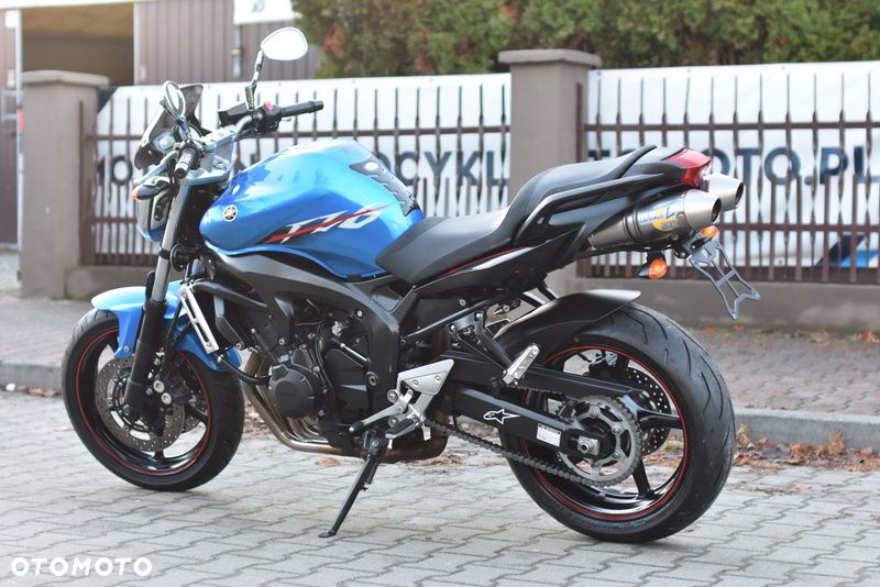 Yamaha FZ6 - 17