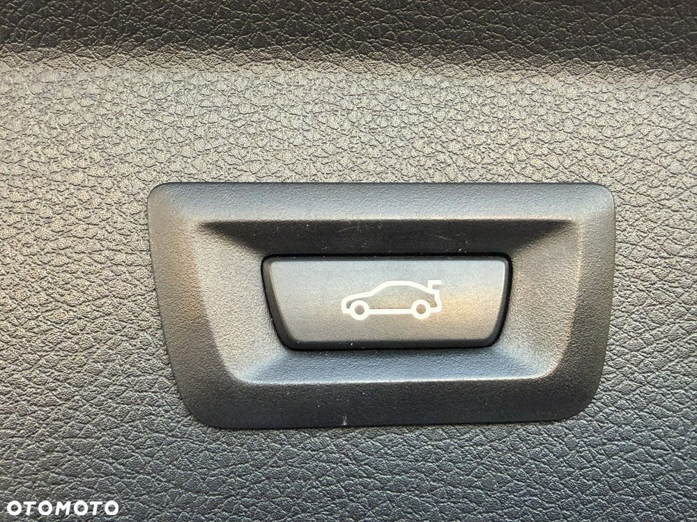 BMW Seria 2 218d Sport-Aut Luxury Line - 40