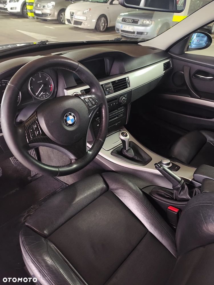 BMW Seria 3 320d - 4