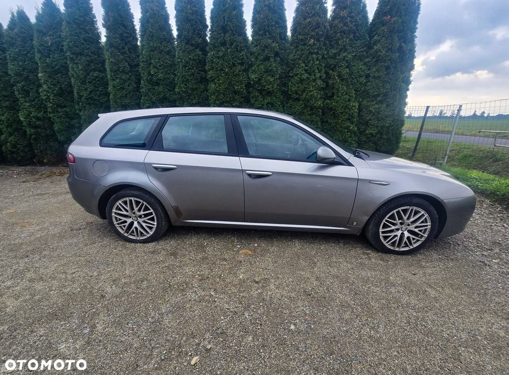 Alfa Romeo 159