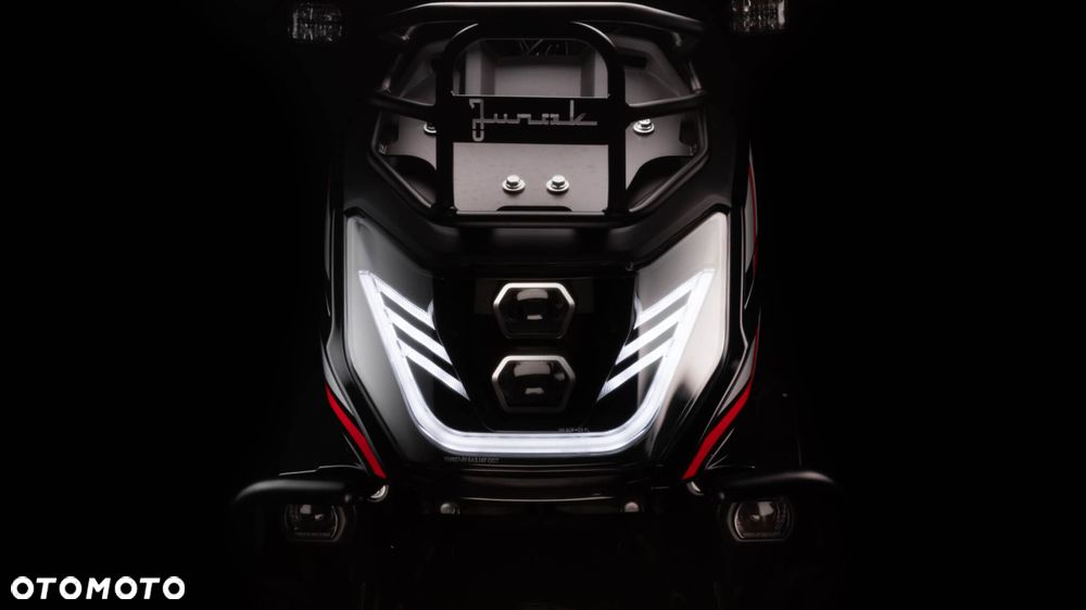 Junak Inny - 20