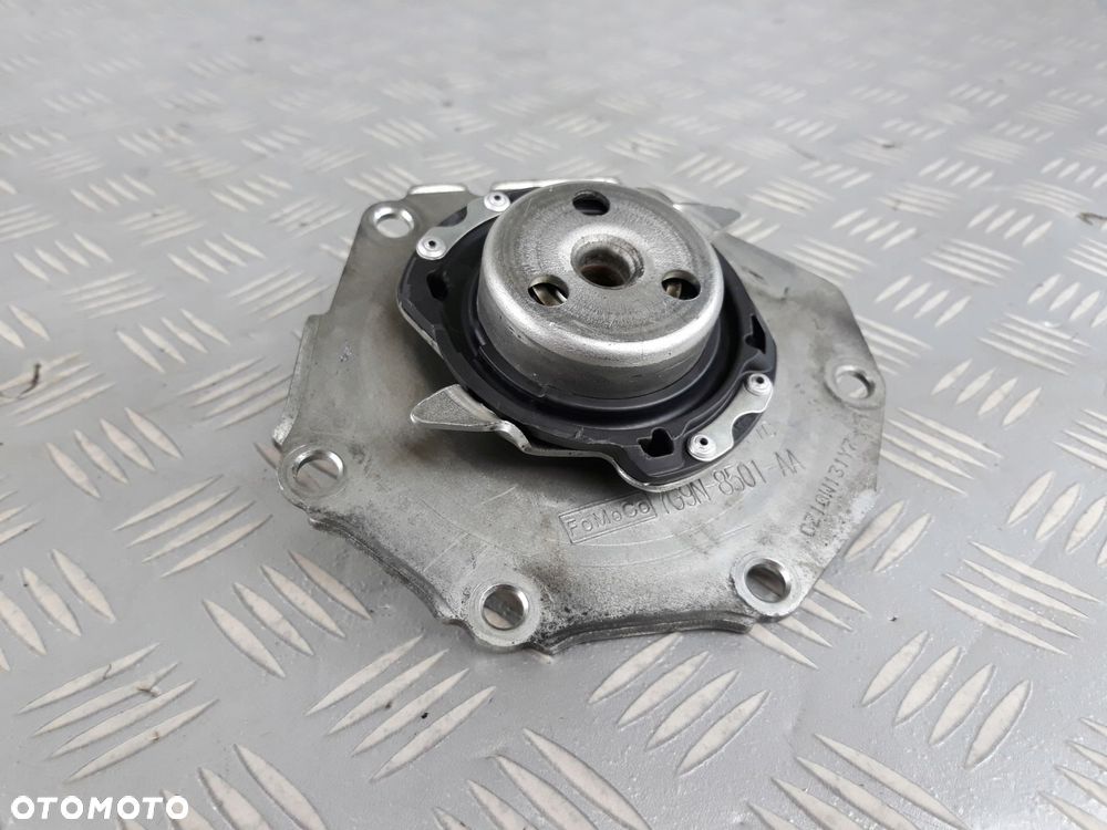 pompa wody VOLVO XC70 II 2 3,0 T6 XC60 S80 S60 V60 - 2