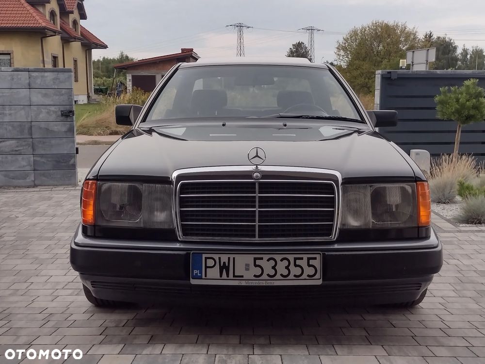 Mercedes-Benz W124 (1984-1993) ver-300-4--matic - 12