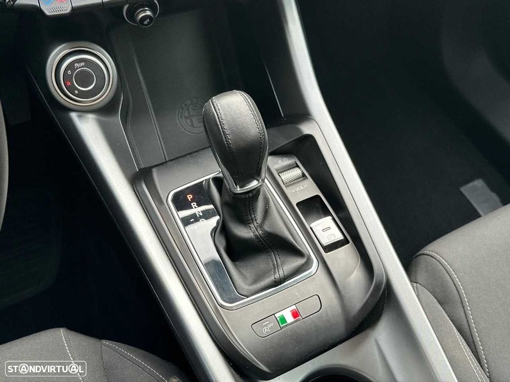 Alfa Romeo Tonale 1.6 VGT-D Sprint - 13