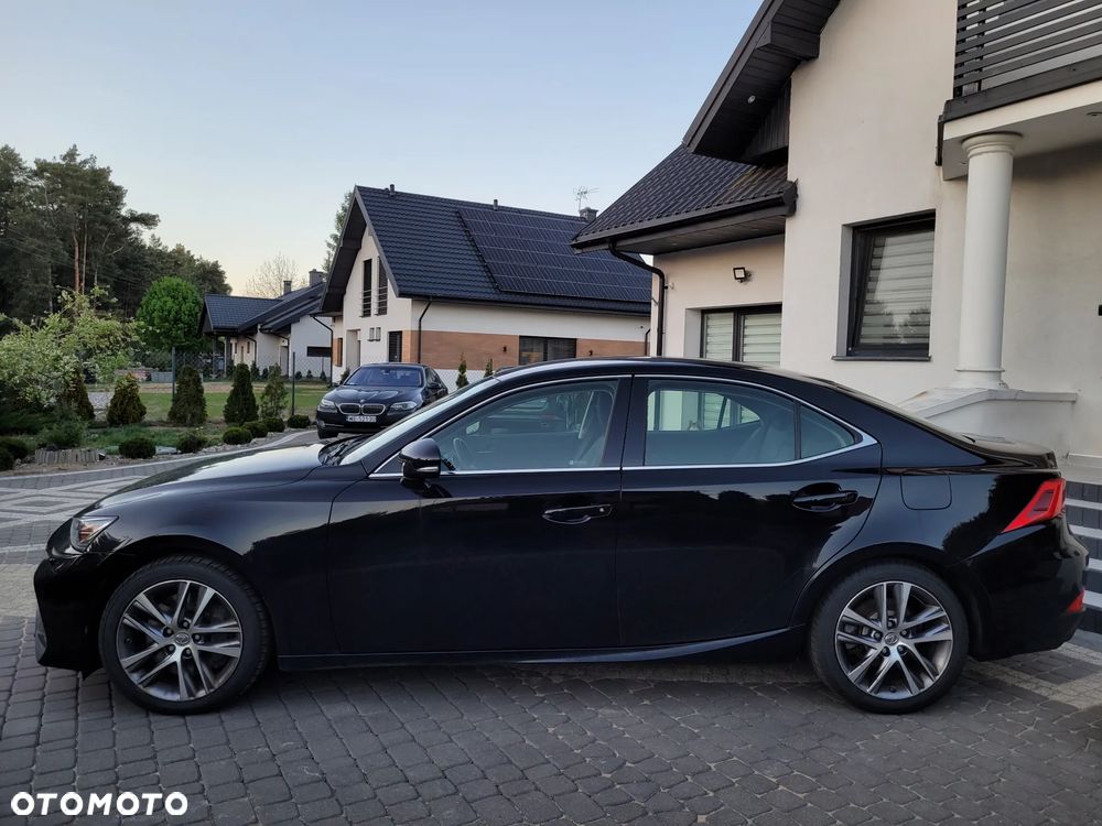 Lexus IS 200t / 300 Black - 9